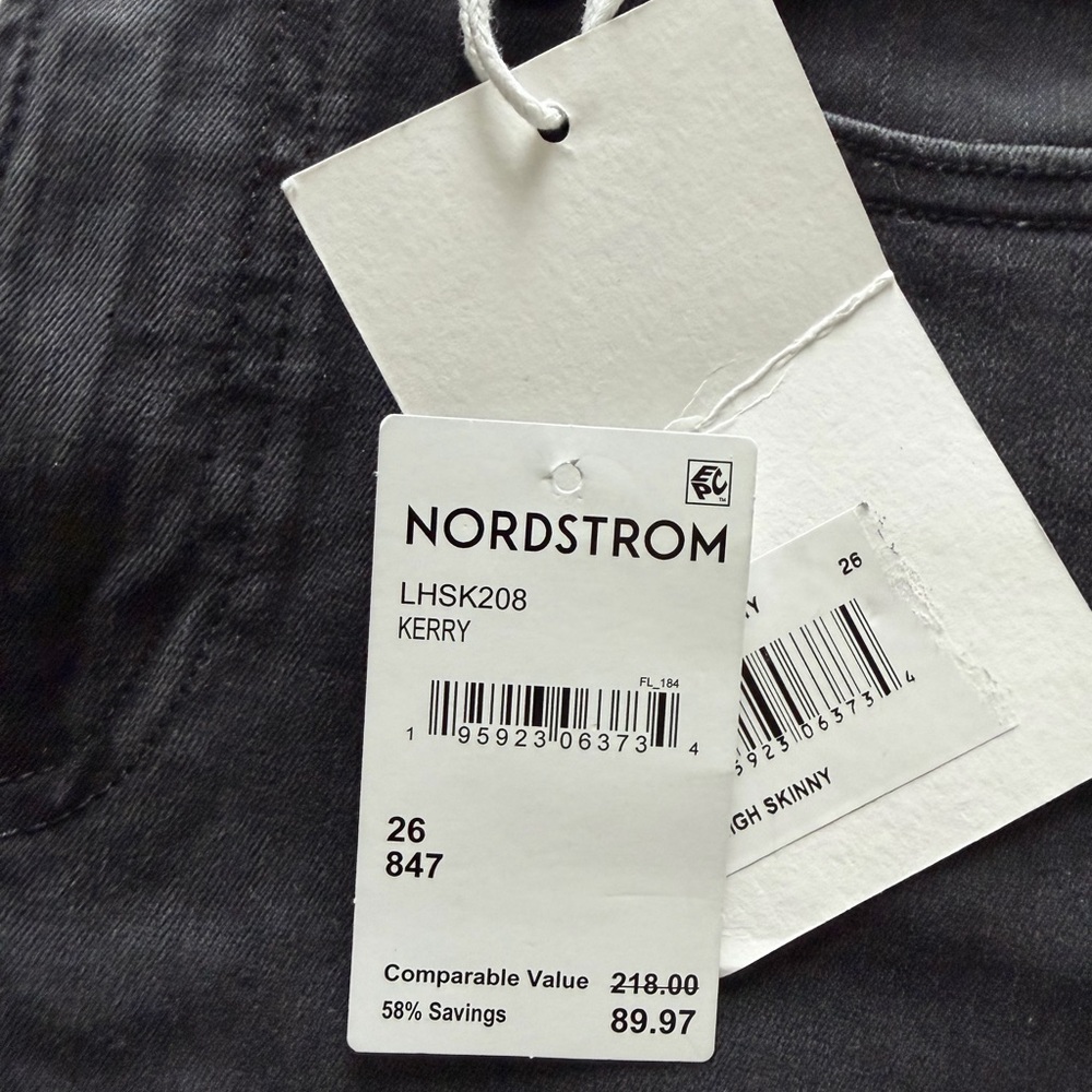 Frame Jeans - Picture 7 of 8